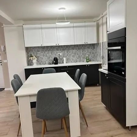 Apartment Ultracentral Luxury Apartament